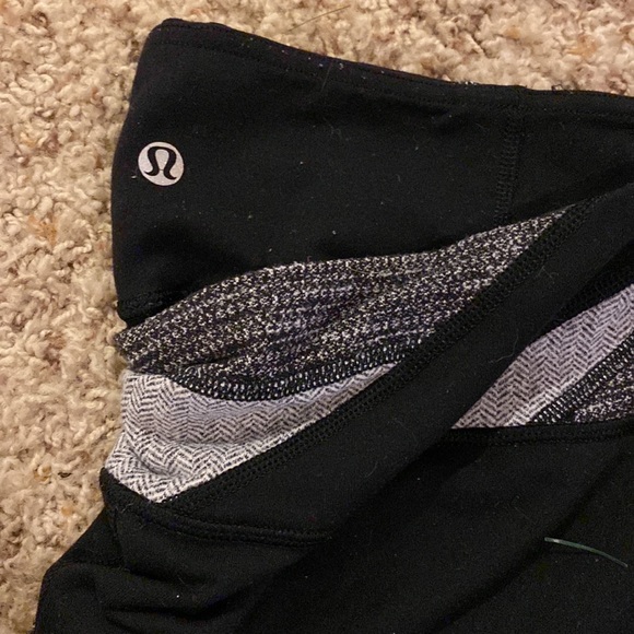 Lululemon straight leg reversible pants - Picture 3 of 3